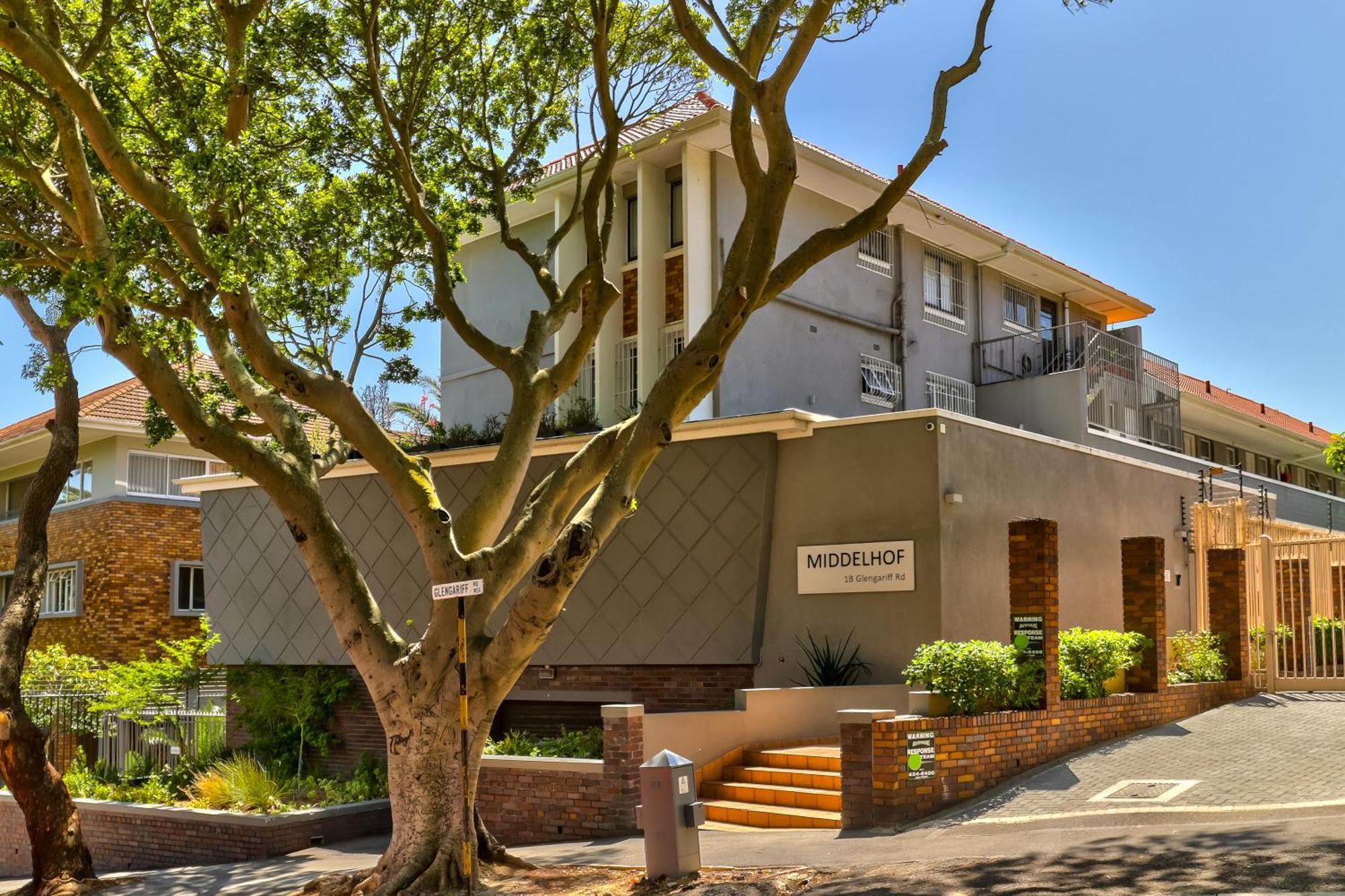 Gorgeous In Sea Point Apartment